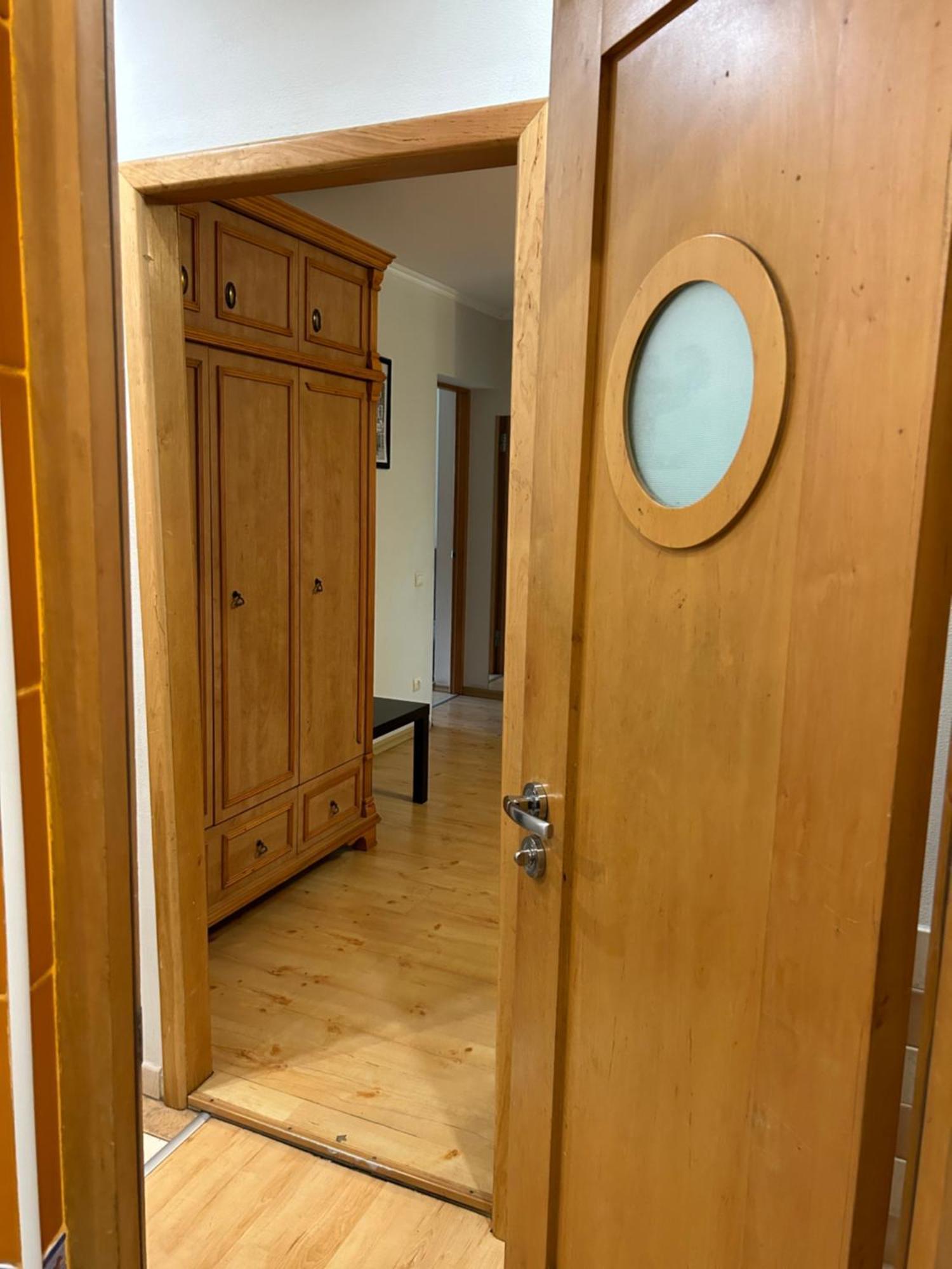 Three Bedroom Stepana Bandery Street Ровно Экстерьер фото