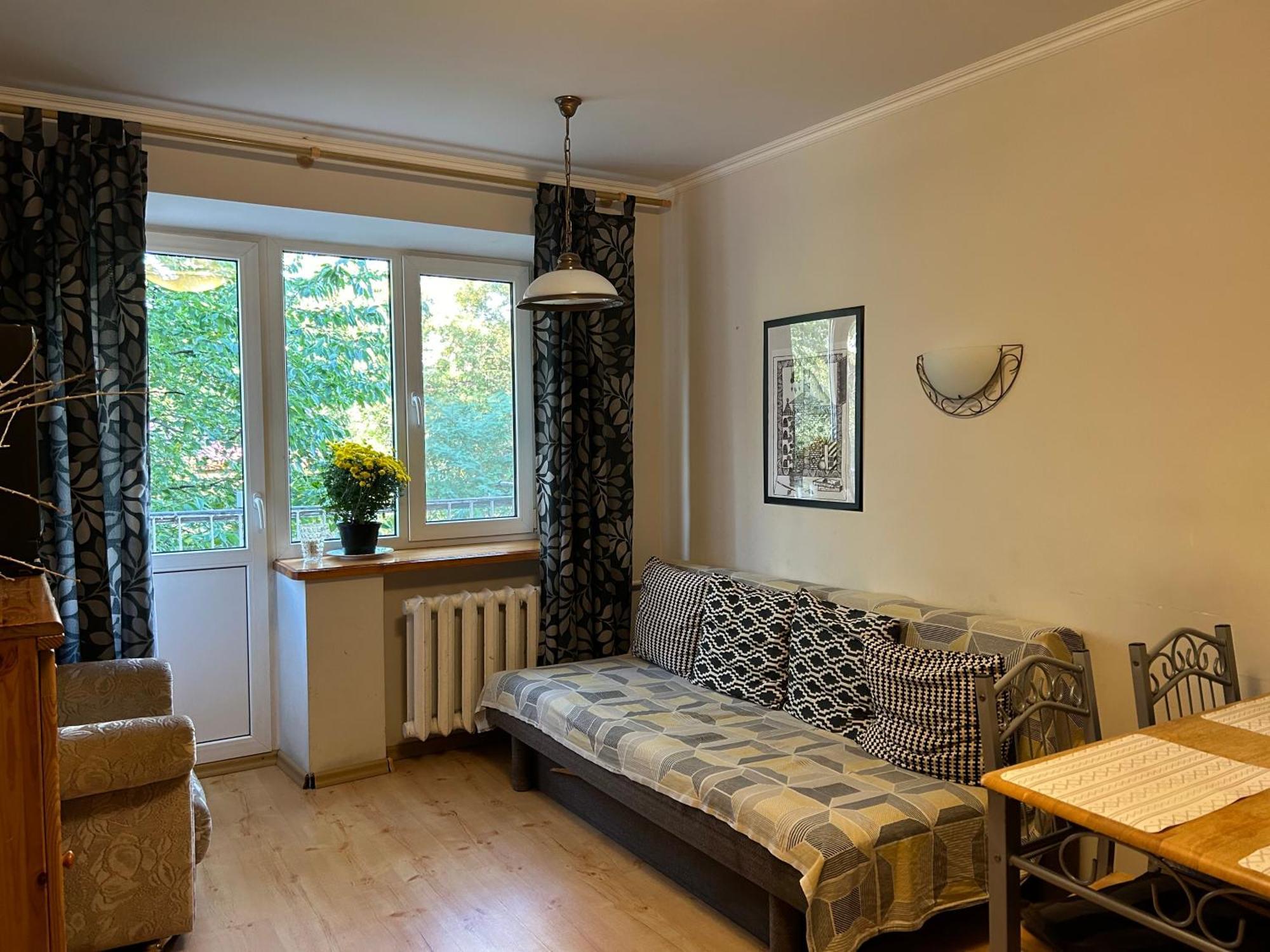Three Bedroom Stepana Bandery Street Ровно Экстерьер фото
